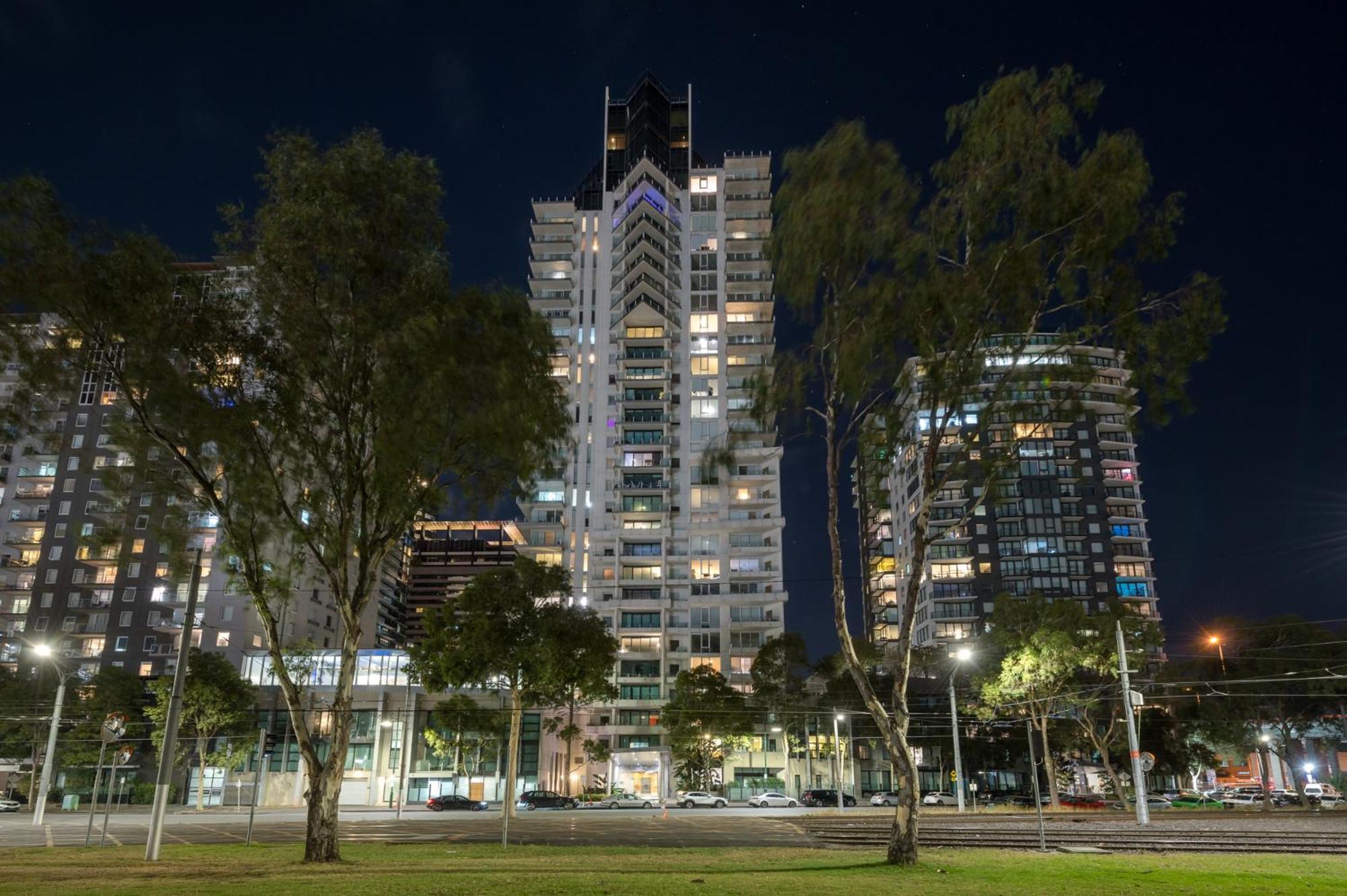 Exclusive Stays - The Centurion Apartment Melbourne