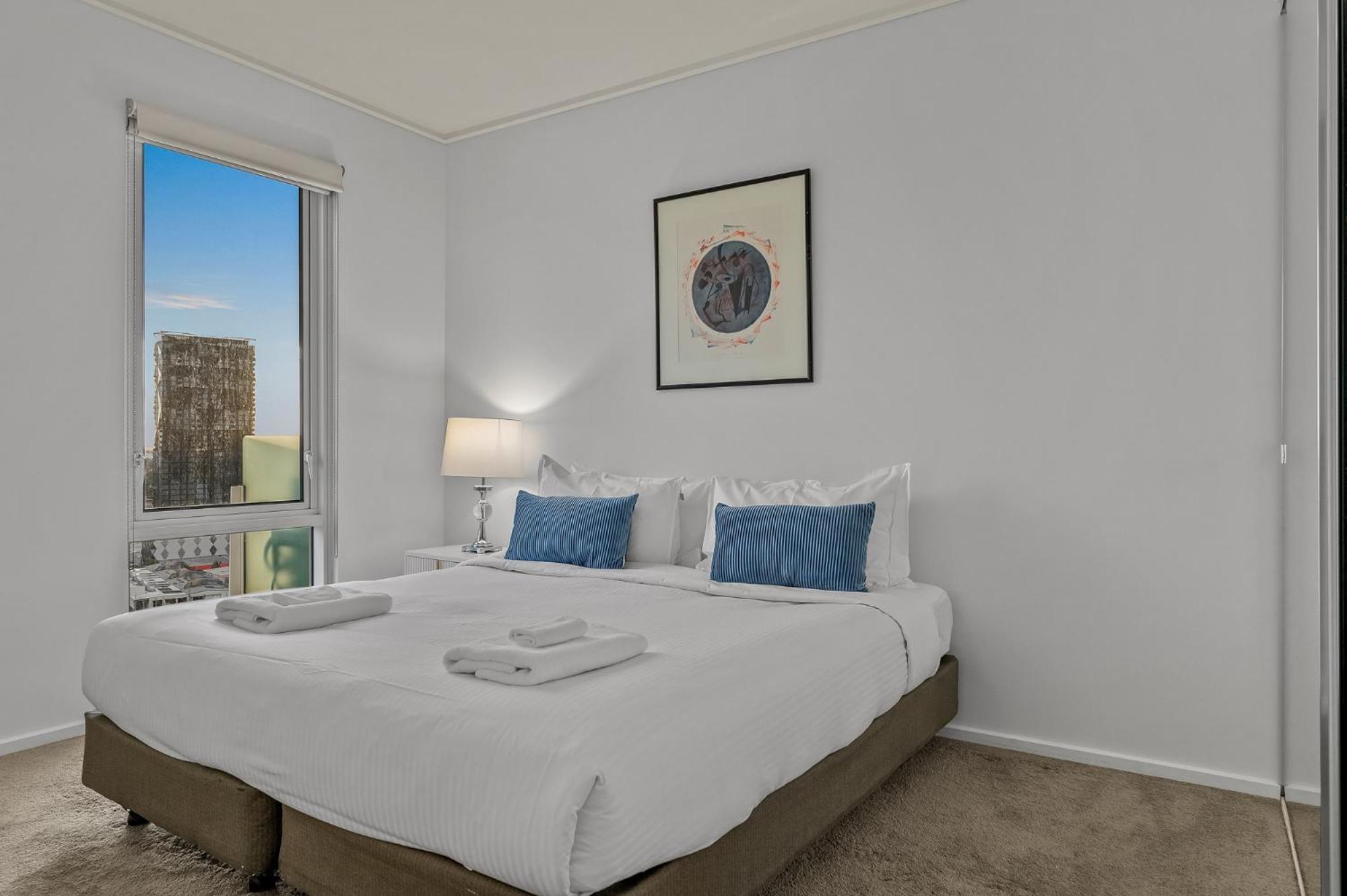 Exclusive Stays - The Centurion * Melbourne